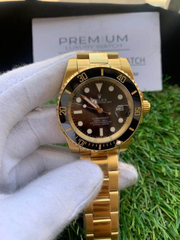 Rolex-Submariner-Date-Yellow-Gold-40MM-Black-Dial-Ceramic-Bezel-Oyster-Bracelet-116618LN-6.jpeg