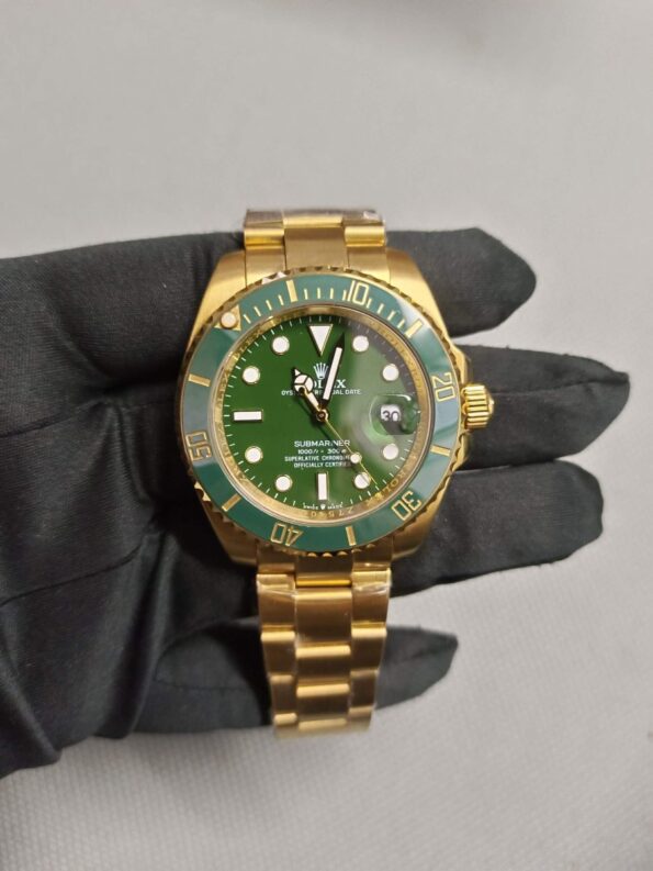 Rolex-Submariner-Date-Yellow-Gold-40MM-Green-Dial-amp-Ceramic-Bezel-Oyster-Bracelet-116618LN-5-scaled-1-900×1200-1.jpg